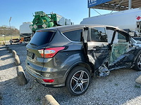 Ford vignale kuga schadewagen - afbeelding 18 van  19