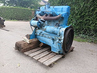 Fordson motorblok 4 cilinder oldtimer tractor - afbeelding 5 van  6