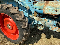 Fordson powermajor tweewielaangedreven landbouwtractor - afbeelding 7 van  16