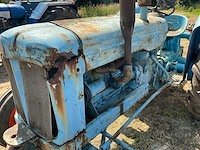 Fordson powermajor tweewielaangedreven landbouwtractor - afbeelding 9 van  9