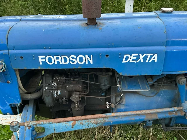 Fordson super dexta & dexta tweewielaangedreven landbouwtractors - restauratieobjecten (2x) - afbeelding 14 van  32