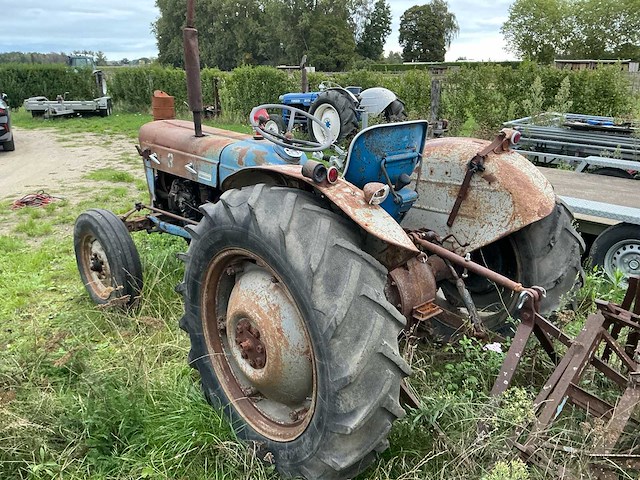 Fordson super dexta & dexta tweewielaangedreven landbouwtractors - restauratieobjecten (2x) - afbeelding 23 van  32