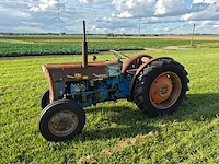 Fordson super dexta winemaker vintage tractor - afbeelding 2 van  8