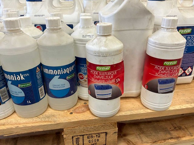 Forever - divers matériaux d'entrepreneur - afbeelding 2 van  2