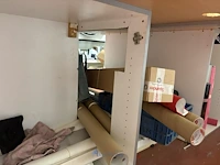 Formica werktafel met inhoud - afbeelding 2 van  10
