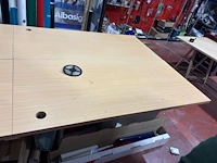 Formica werktafel met inhoud - afbeelding 4 van  10