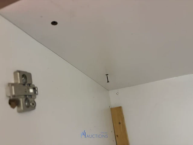 Formica werktafel met inhoud - afbeelding 10 van  10