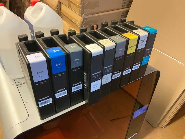 Formlabs form 3l 3d printer + reservoir sensor - afbeelding 16 van  18