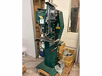Formosa fce-28 automatische zeilring- en ponsmachine - afbeelding 3 van  6