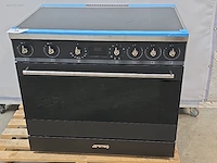 Fornuis smeg c9immb2