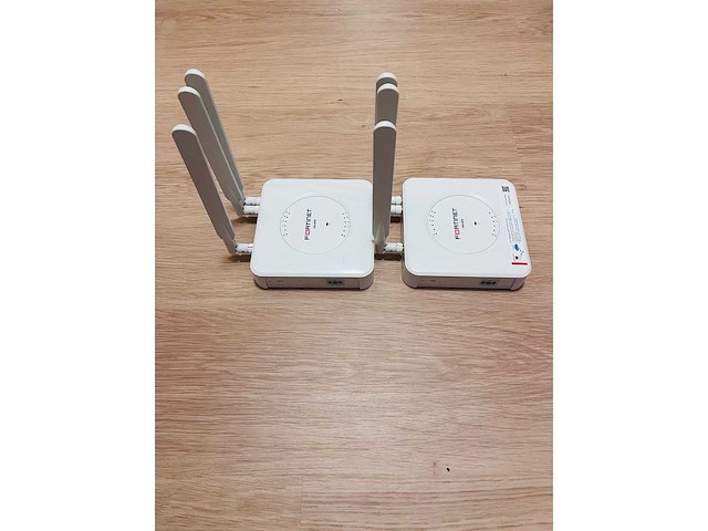 Fortinet - fortiextender - 201e - modem (2x) - afbeelding 4 van  6
