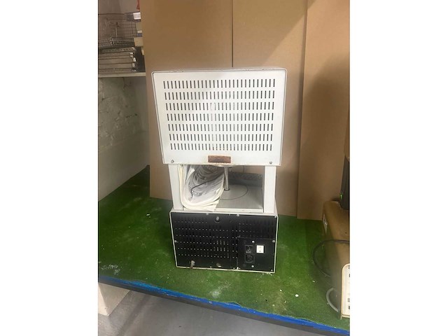 Forum tandarts apparatuur oven - afbeelding 3 van  4