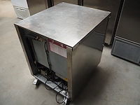 Foster - afbeelding 3 van  8