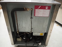 Foster - afbeelding 7 van  8