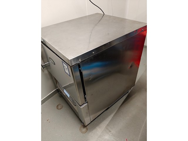 Foster - afbeelding 2 van  6