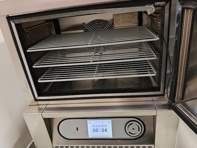 Foster - afbeelding 3 van  6