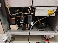 Foster - afbeelding 6 van  6