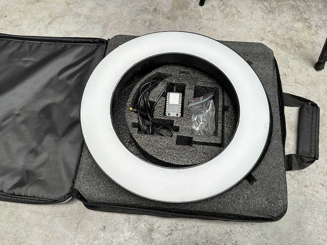 Fotostudiomateriaal - afbeelding 6 van  12