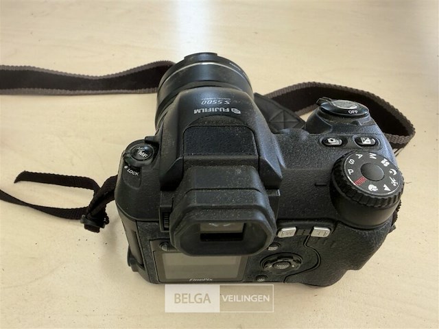 Fototoestel finepix - afbeelding 4 van  4