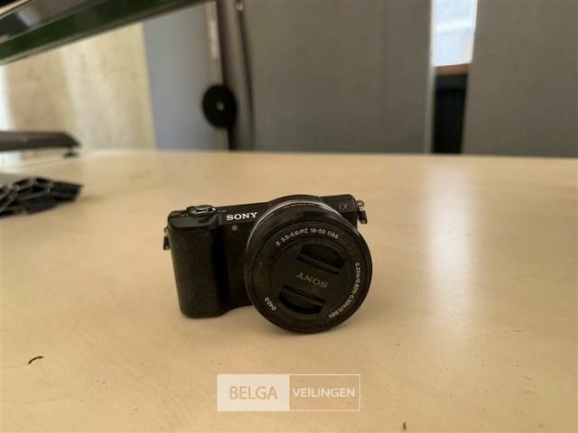 Fototoestel sony - afbeelding 2 van  4