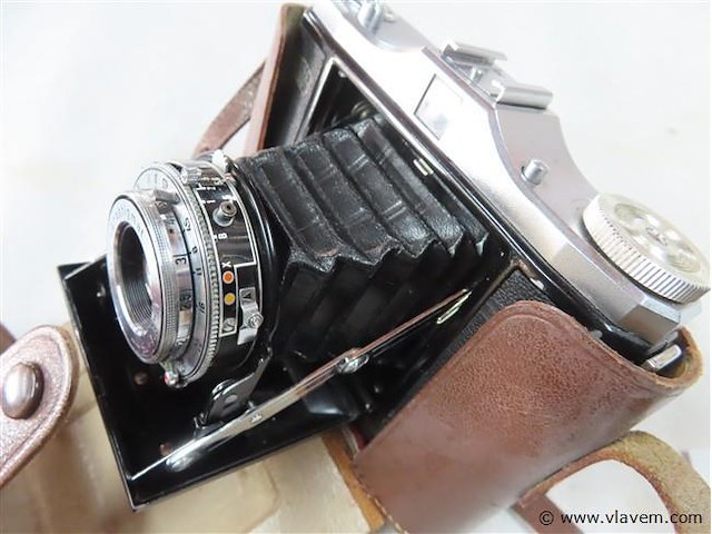 Fototoestel zeiss ikon - afbeelding 3 van  3