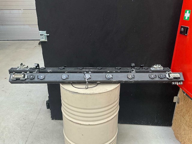 Four bar etc overige lichttechniek (2x) - afbeelding 2 van  4