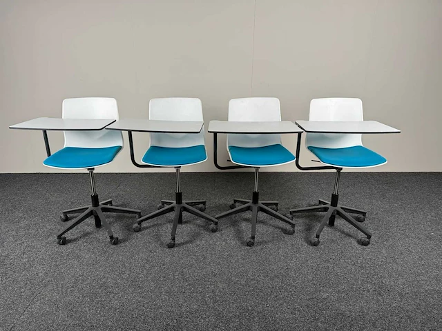 Four design - verrijdbare vergaderstoel met een tafeltje - vergaderstoel (7x) - afbeelding 1 van  8