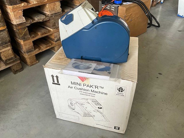 Fp international mini pak’r air cushion machine verpakkingsmachine - afbeelding 6 van  6