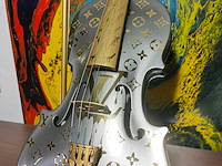 Fp pop art - louis vuitton violon luxury grey dark metalic 60cm édition limited 2/10 - afbeelding 1 van  12