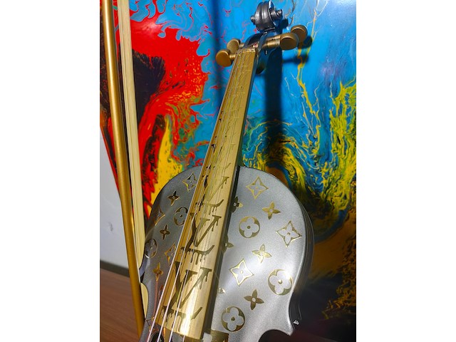 Fp pop art - louis vuitton violon luxury grey dark metalic 60cm édition limited 2/10 - afbeelding 9 van  12