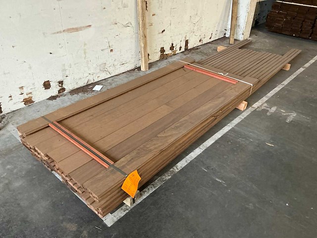 Frake thermo 25x129 hardhout - afbeelding 1 van  7