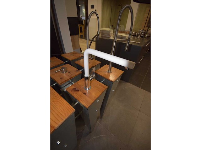 Franke - kitchen - keukenkraan - kitchen mixer taps - afbeelding 2 van  2