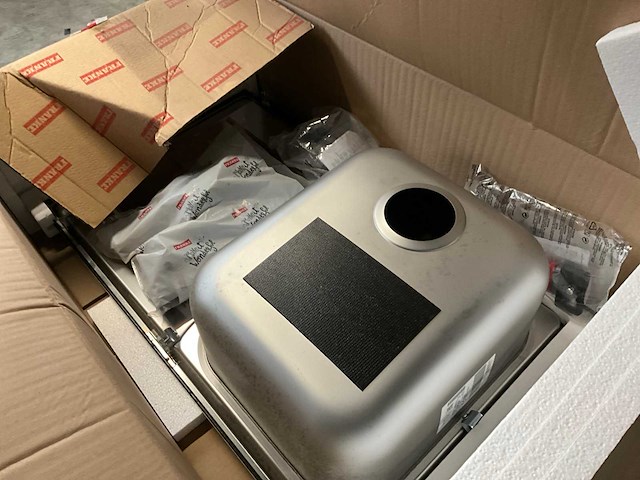 Franke wastafel (3x) - afbeelding 1 van  7