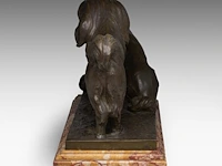Frans jochems (1880-1949), two pekingese dogs, patinated bronze, cast by corbeels, antwerp the bronze: 33 x 66 cm. (12.99 x 25.98 in.), with marble base: 37 x 71 cm. (14.57 x 27.94 in.) - afbeelding 4 van  9