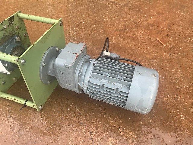 Frantsen schroeftransporteur - afbeelding 6 van  10