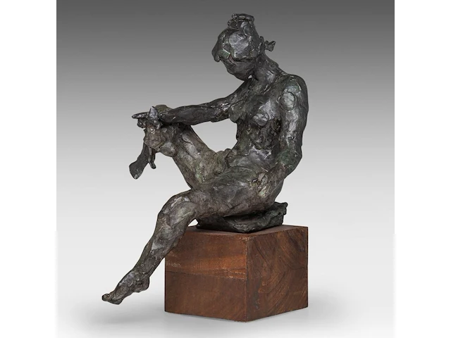 Freddy van dyck (1942), bathing woman, patinated bronze on a wooden base, h cm - afbeelding 1 van  8