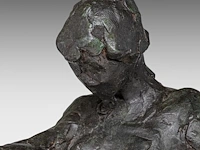 Freddy van dyck (1942), bathing woman, patinated bronze on a wooden base, h cm - afbeelding 8 van  8