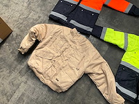 Free2.be diverse winterjassen (15x) - afbeelding 3 van  8