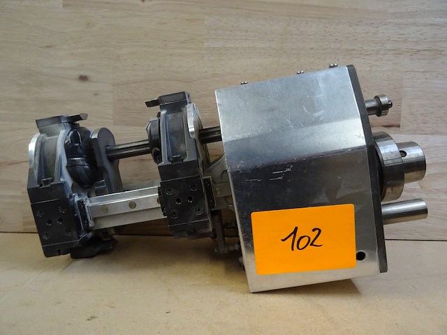 Freesaggregaat - afbeelding 1 van  2