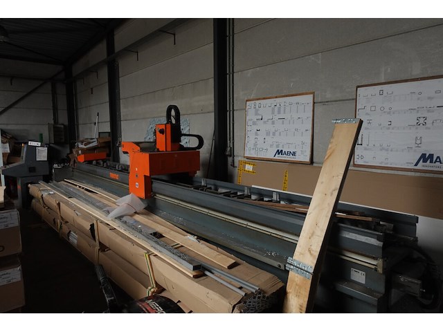 Freesmachine tekna - afbeelding 1 van  14