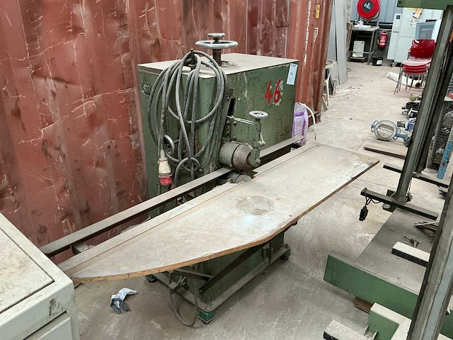 Freesmachine - afbeelding 1 van  9