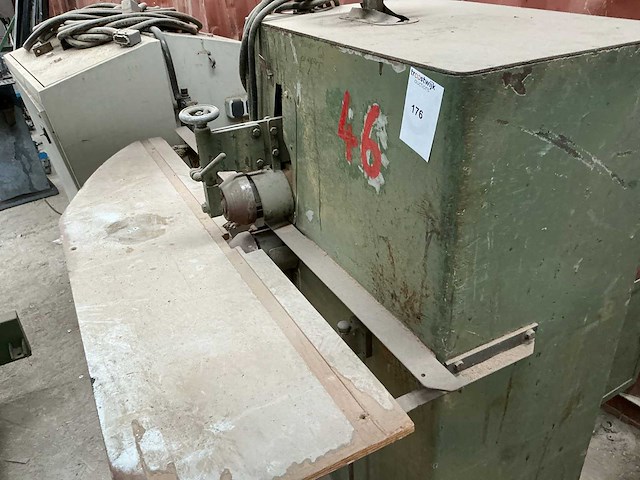 Freesmachine - afbeelding 4 van  9