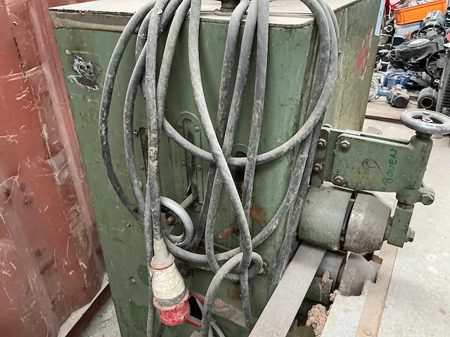 Freesmachine - afbeelding 6 van  9