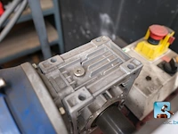 Freesmachine - afbeelding 6 van  6