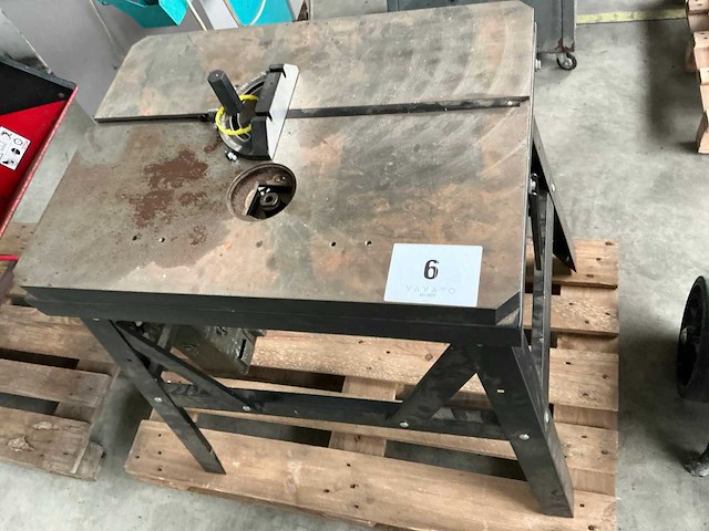 Freestafel - afbeelding 2 van  6