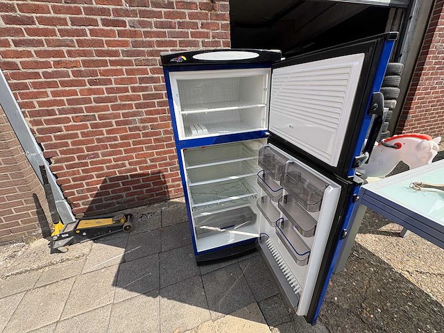 Fresch en cool vintage look refrigerators - afbeelding 4 van  4