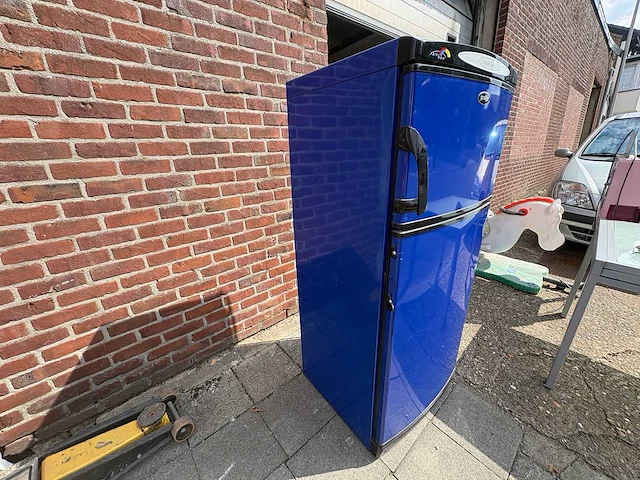 Fresch en cool vintage look refrigerators - afbeelding 3 van  4