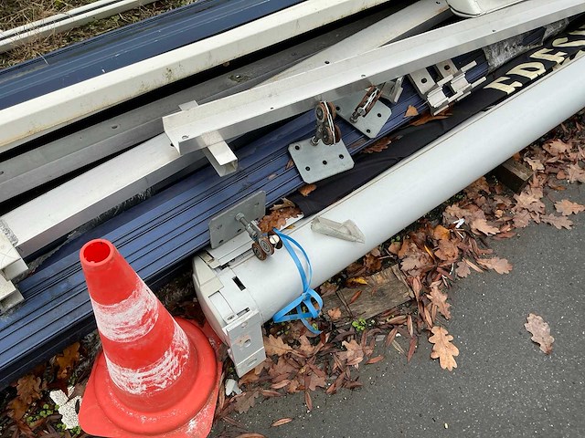 Fresh belgian chocolate gedemonteerde luifel/overkapping - afbeelding 3 van  8