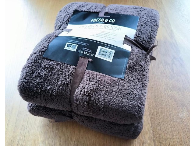 Fresh & co teddy dekbedovertrek & 1 kussensloop kleur : donkerbruin maat : 140x220 - afbeelding 1 van  2
