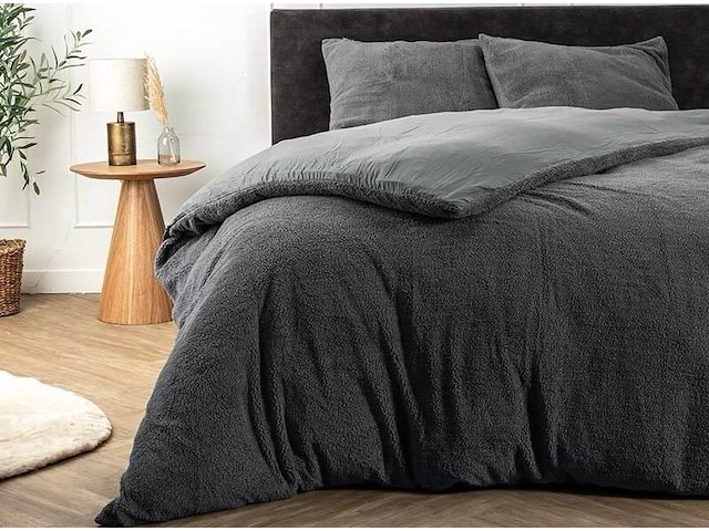 Fresh & co teddy dekbedovertrek & 2 kussenslopen kleur : donkergrijs maat : 200x220 - afbeelding 1 van  3